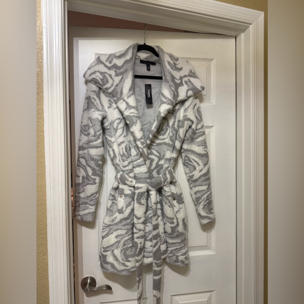 White House Black Market Jacquard Sweater Jacket